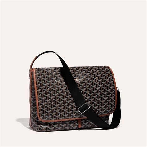 capetien mm messenger bag goyard|goyardine capetien messenger bag.